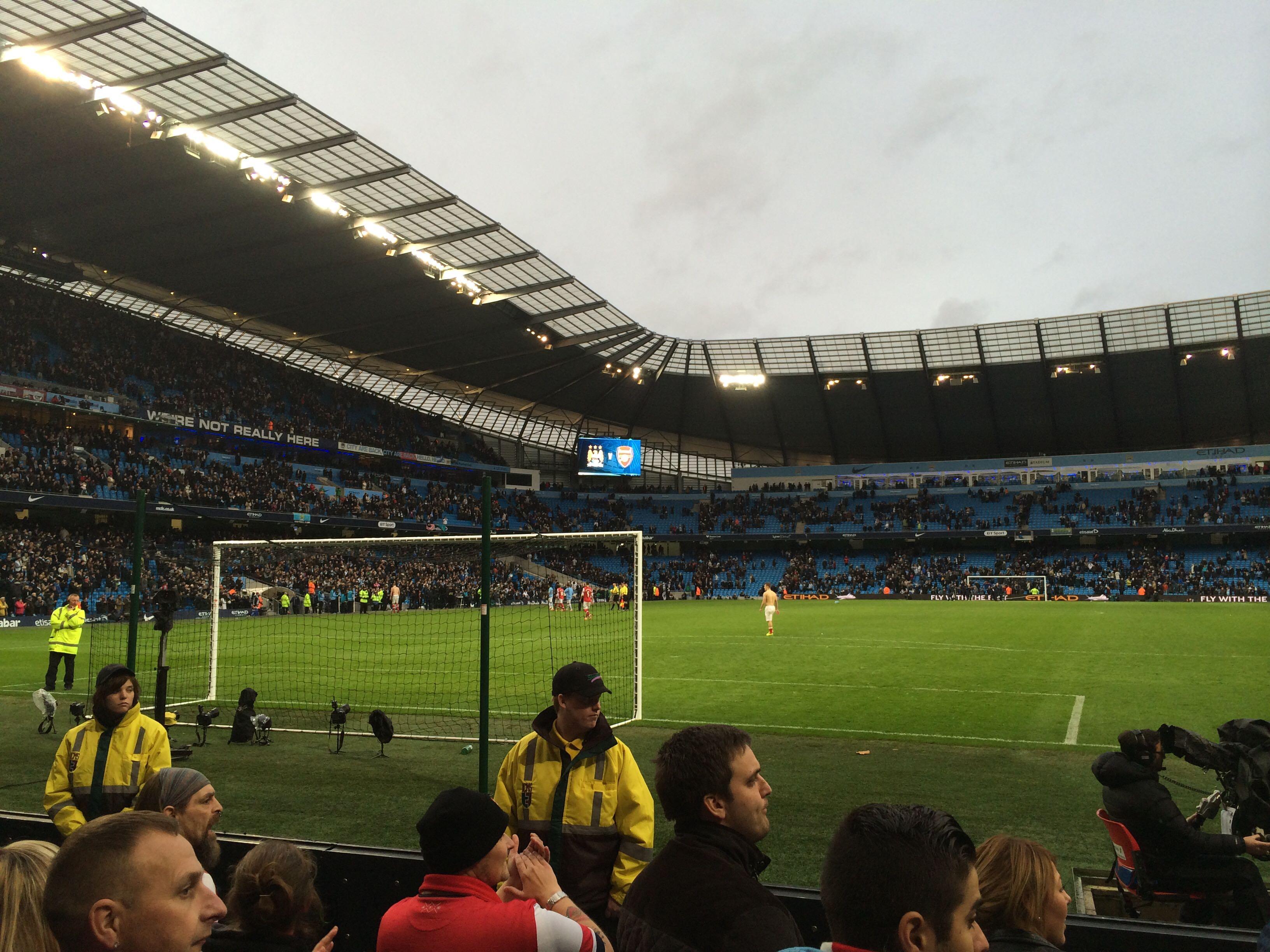 队对其青睐 队对其青睐